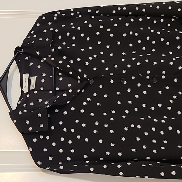 Button down shirt - Picture 2 of 2